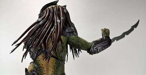 Falconer Predator - Xenomorphine